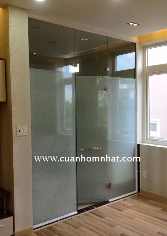 Phòng tắm đứng quận thủ đức