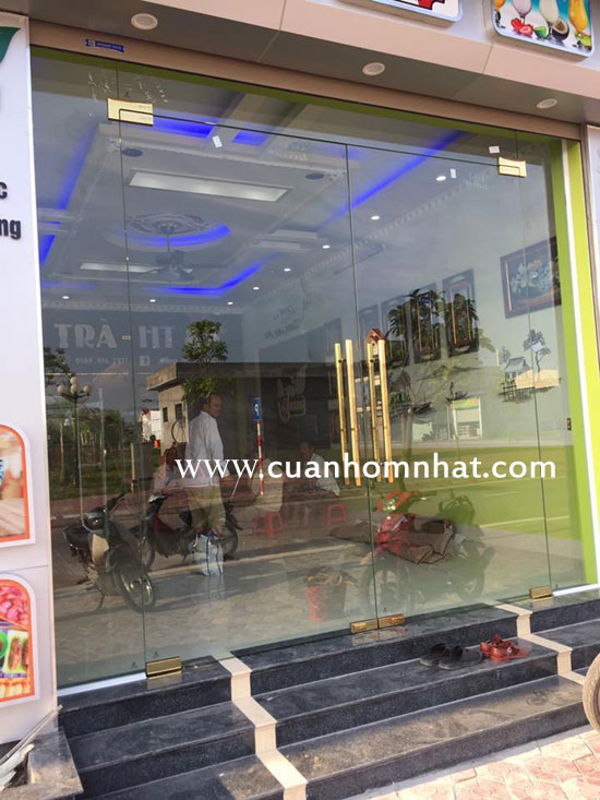 Cửa kính cường lực quận 8