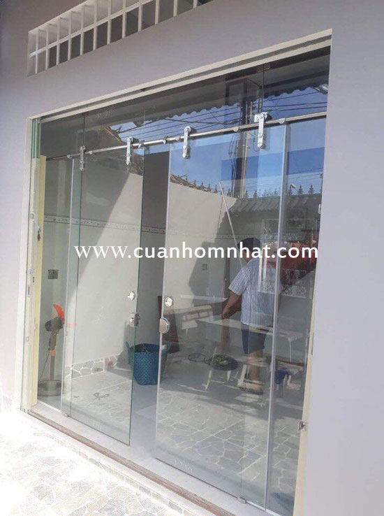 Cửa lùa treo kính cường lực tỉnh Đồng Nai