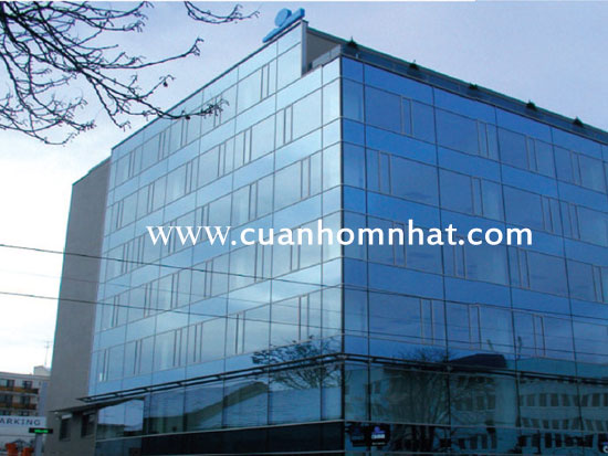 Mặt dựng kính cường lực quận 3