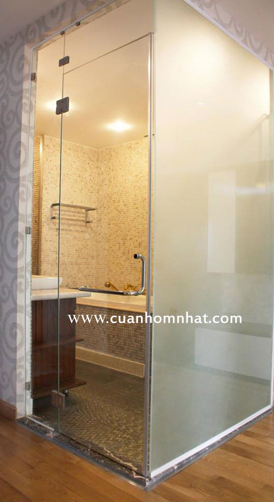 Phòng tắm kính cường lực quận Phú Nhuận